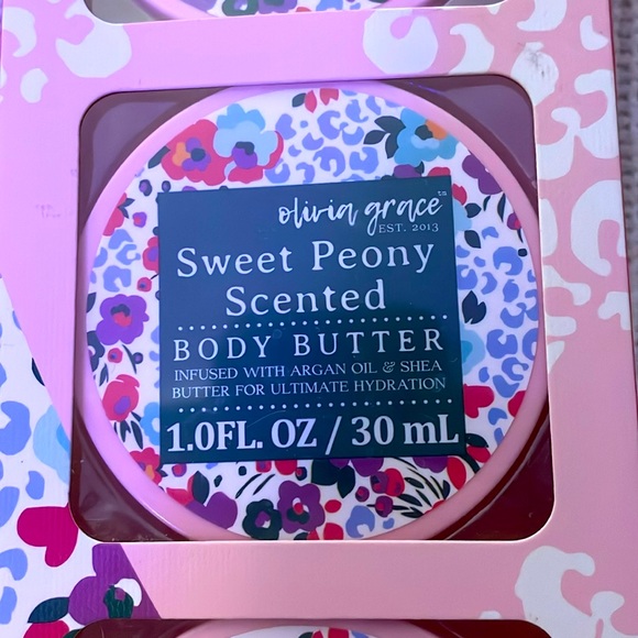 NIB Floral Scented Body Butter Collection - Picture 4 of 5